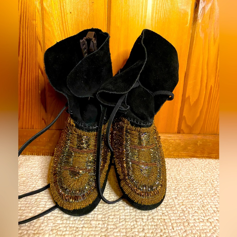 Gold & Silver Beaded Suede Moccasin Booties, 6.5, House of Harlow 1960